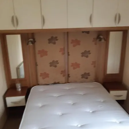Bowland Fell Holiday Caravan 아파트 세틀